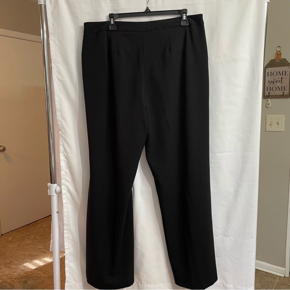 Lane Bryant 16 Average Black Trousers Flared Casual Minimalist Capsule Business - Picture 4 of 4